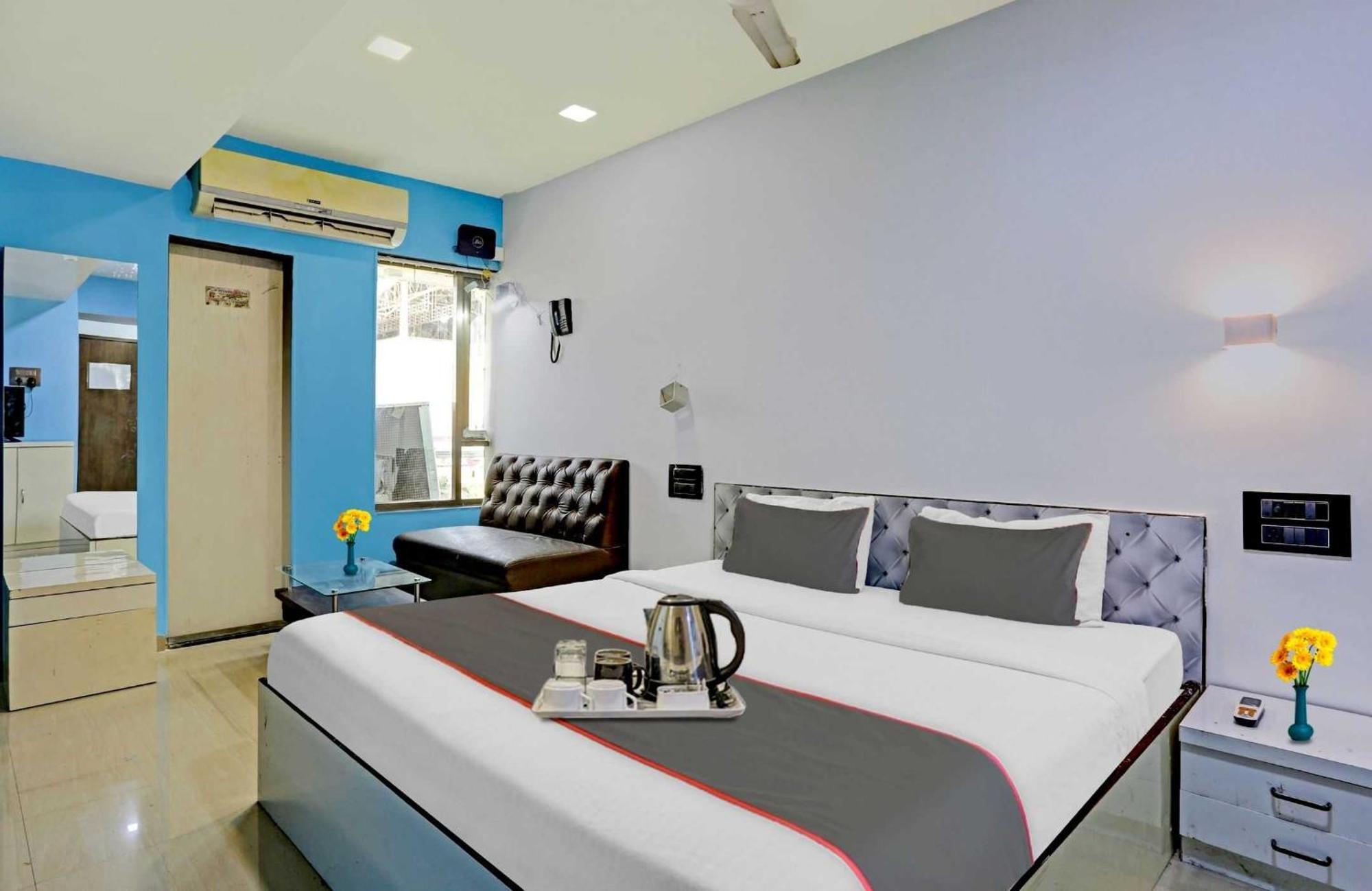 Oyo Salt House Hotel มุมไบ ภายนอก รูปภาพ